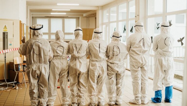 Film o Pandemii - Świat w Obliczu Zagłady